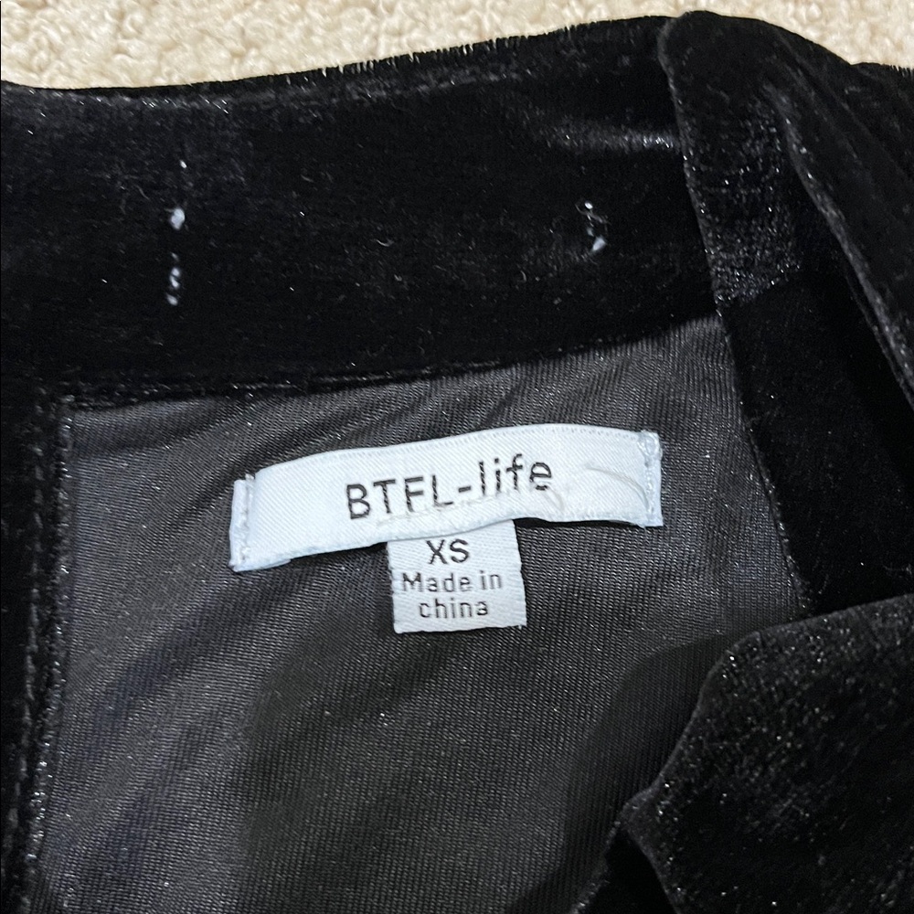 Anthropologie BTFL-life Black Velvet Velour Pullover Blouse Size XS EUC - Picture 8 of 12
